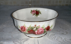 Royal Standard - English Rose