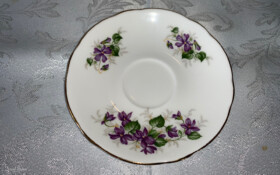 Duchess Bone China - Violets Duchess Bone China - Violets