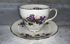 Duchess Bone China - Violets Duchess Bone China - Violets